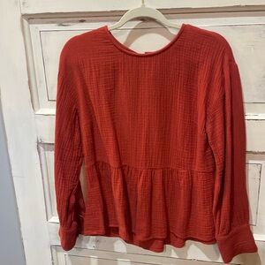 Madewell top, great weight and fit!